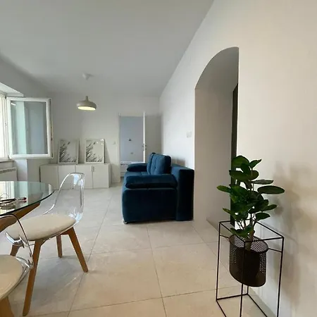Apartment Apt24 Centre Sea-view *